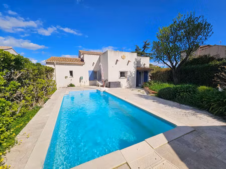 maison la moutonne 5 pièces - 183 m² -secteur calme et recherché  piscine  garage.