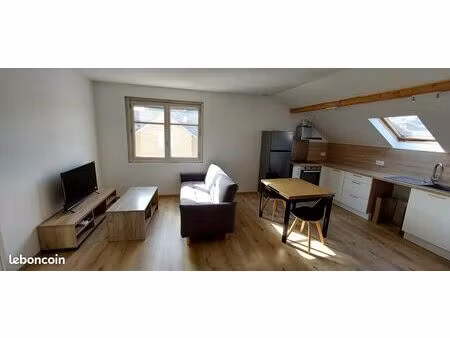 appartement t2 45m² rénové + parking