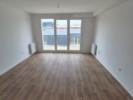 sous location f2 creil