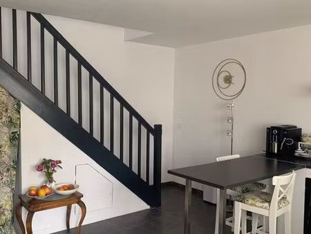 maison de ville à louer creon