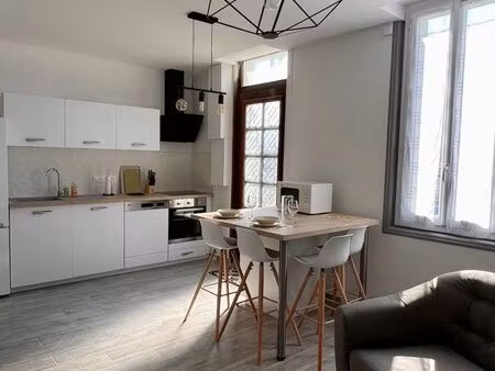 maison de ville meublée