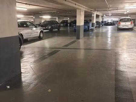 place parking 11m2 sous terrain rer a-nogent sur marne
