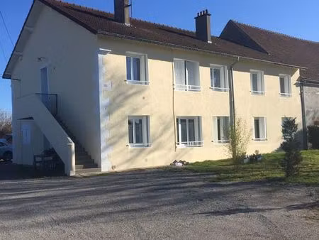appart t4+ jardin+garage+parking-bessay sur allier