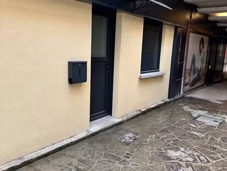 studio meublé à louer - emplacement idéal  centre-ville de charleville-mézières