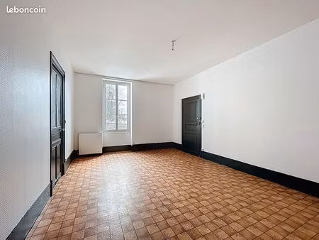 appartement 2 pièces 67 m²