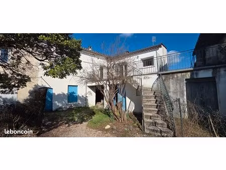 maison t5 de 90m² avec jardin  terrasse et garage