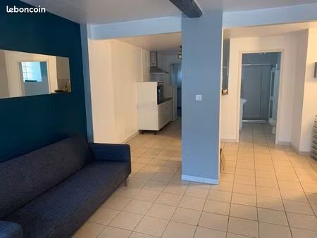 loue maison 4 chambres  centre de wassy