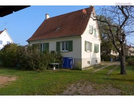 maison 6 pièces 110 m²