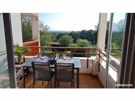 appartement t3 arcangues à l'année