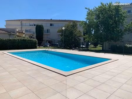 appartement étudiant dans résidence sécurisée avec gardien