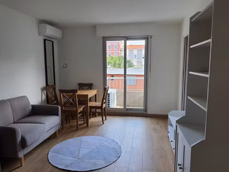 studio meublé - acropolis