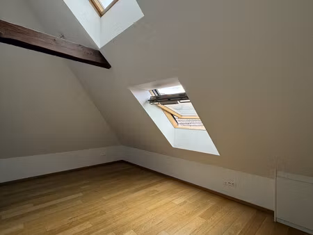 lumineux 3 pièces avec 2 garages et cave à hoerdt