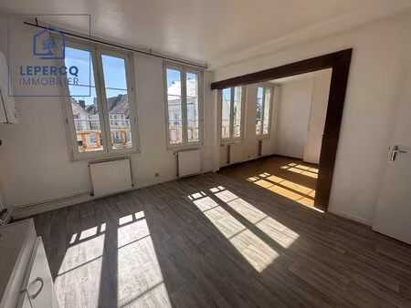 f5 - centre ville de villers-cotterêts - chauffage compris