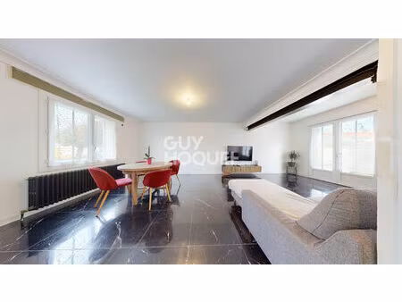 maison d'exception à vendre à cire d'aunis - un havre de paix rénové avec piscine