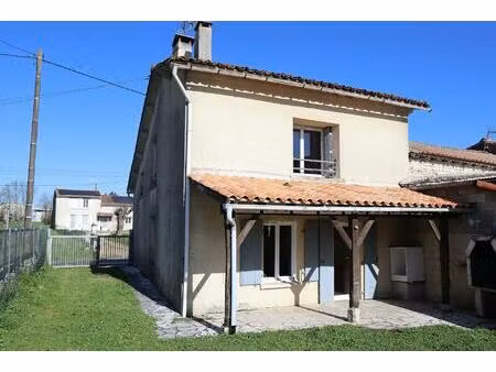 maison 2 chambres avec garage sur terrain de 435m2