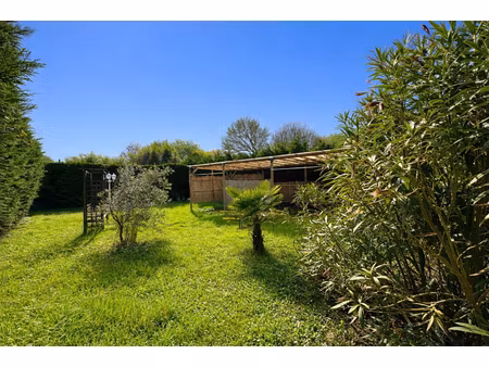 belle maison de campagne proche angers.