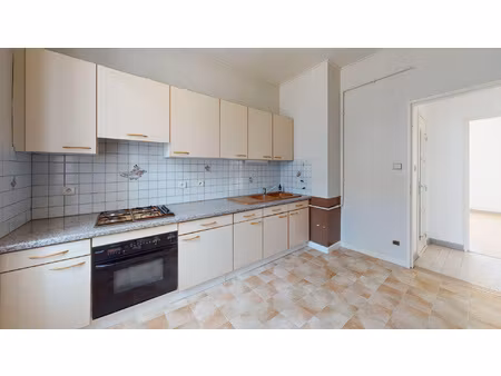 en exclusivité rue de brasse