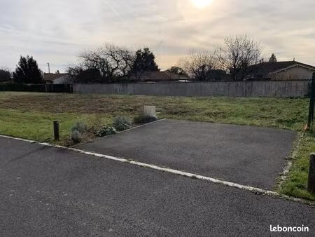 terrain 412 m² chateaubernard