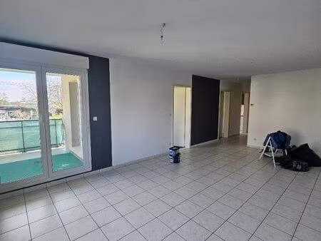 3 pieces dans quartier calme