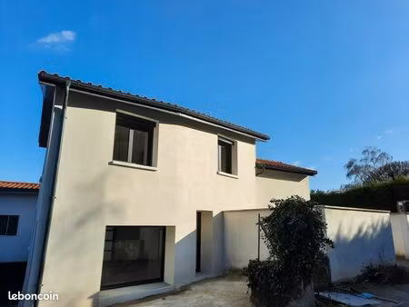 belle maison neuve 4 chambres saint cyr au mont d'or