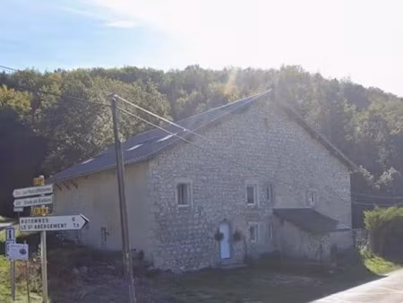 location maison 4 pièces 89 m² à hotonnes (01260)  820 €