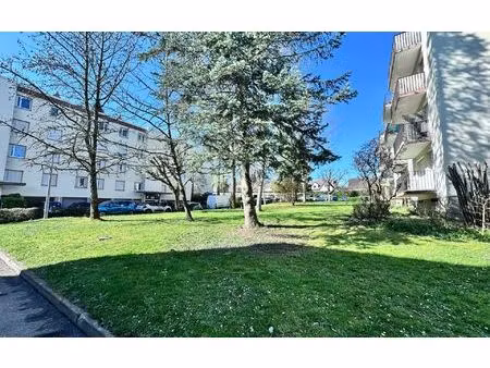 location appartement  m² t-2 à saint-brice-sous-forêt  1 100 €