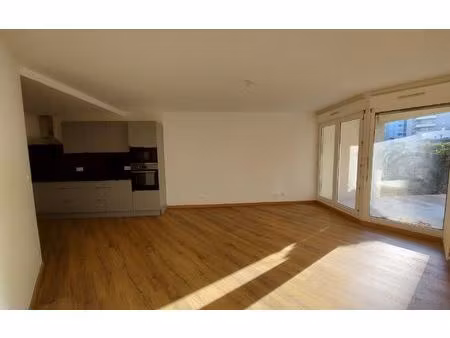 location appartement  73.7 m² t-4 à villefranche-sur-saône  995 €