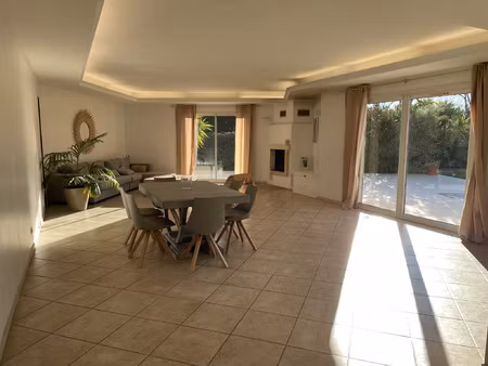 très belle villa f6 meublée