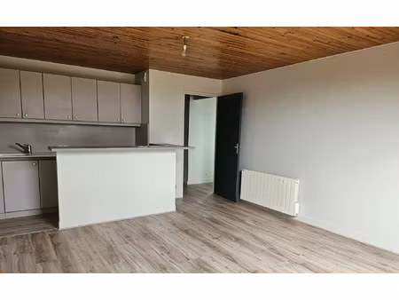 location appartement t1 à forges-les-eaux (76440) : à louer t1 / 35m² forges-les-eaux