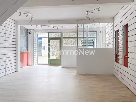 location bureaux et commerces à avranches (50300) : à louer / avranches