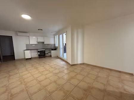vente appartement 3 pièces  56.00m²  carcassonne