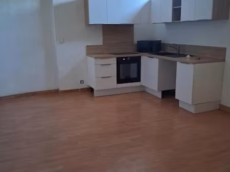 location appartement 2 pièces 65 m² à la tremblade (17390)  650 €