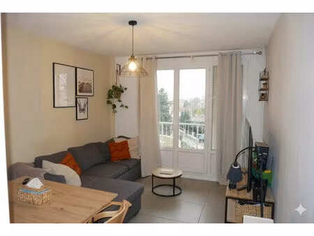 vente appartement 4 pièces 78 m² vénissieux (69200)
