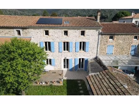 maison saint-laurent-du-pape 233 m² t-7 à vendre  349 000 €