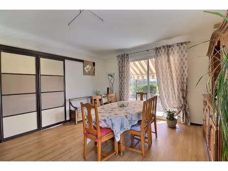 maison a vendre avec dépendances sur terrain  à quelques minutes de saint-sever