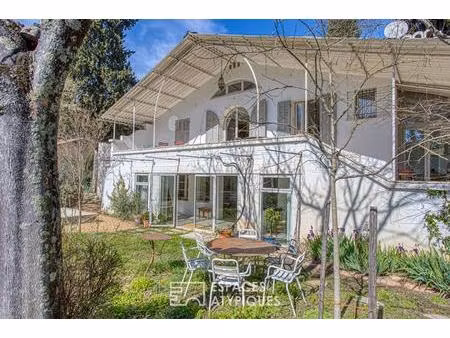 invitation au voyage à villeneuve les avignon