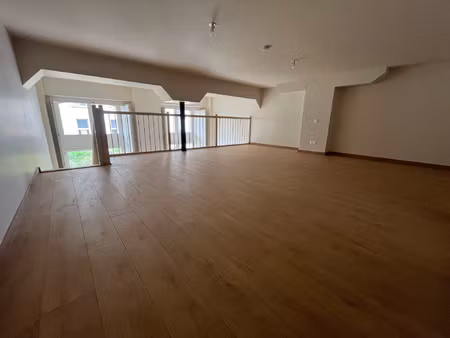 appartement t3 bis avec jardin dans residence de standing