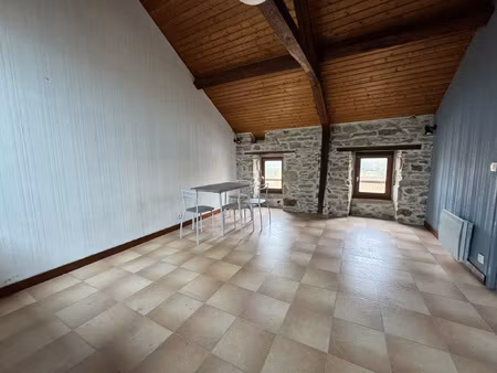 appartement 39 m2 - centre de saint-hilaire-de-loulay