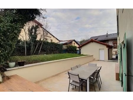 location maison  m² t-5 à douvaine  1 890 €