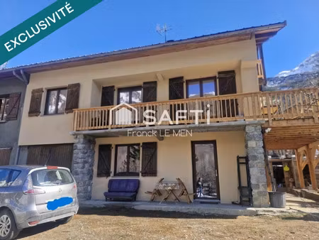 vente maison 7 pièces 200 m² vallouise-pelvoux (05290)