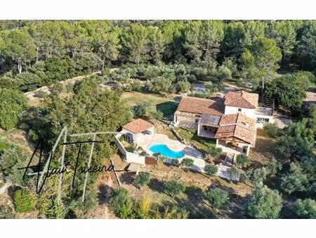 vente maison 7 pièces 207 m² taradeau (83460)