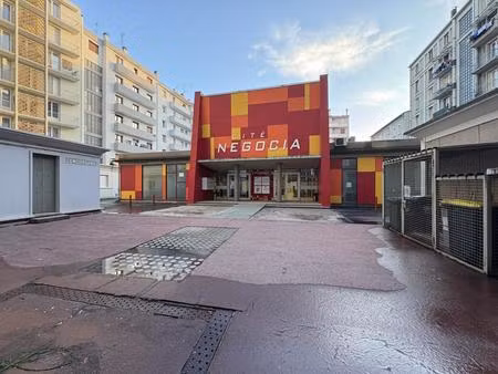 local professionnel - 115m² - le puy-en-velay