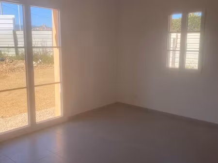 maison t3 en duplex avec jardin à grimaud