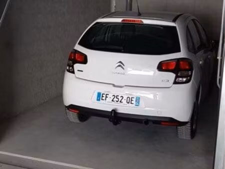 à louer garage sécurisé