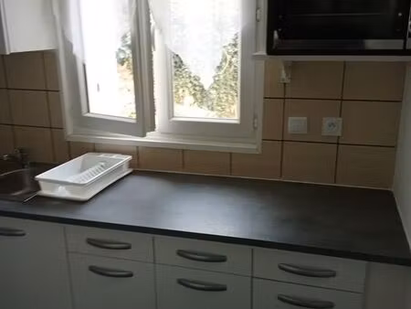 t2 meublé en duplex