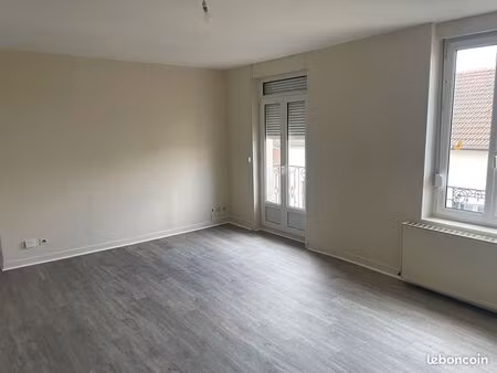 appartement 3 pièces 77 m²