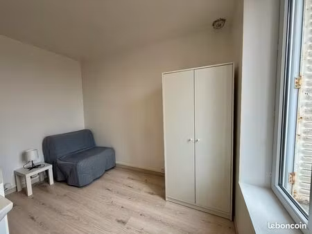 chambre / studio meublé rénové à neuf