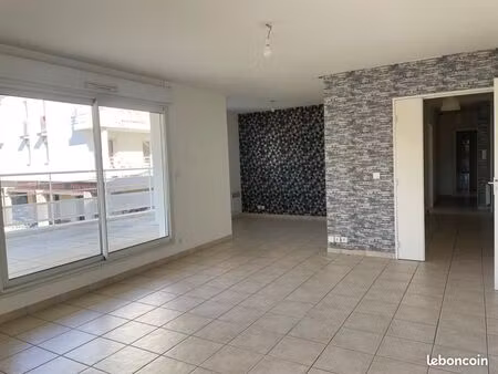 superbe appartement t3 spacieux de 75 m² et lumineux