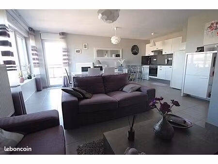 saint andre lez lille t2 terrasse et parking