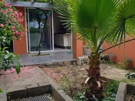 maison de ville meublée